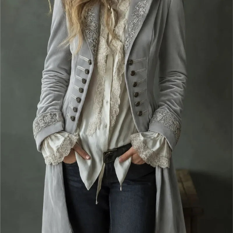 Philomena | Chaqueta larga de terciopelo bordado