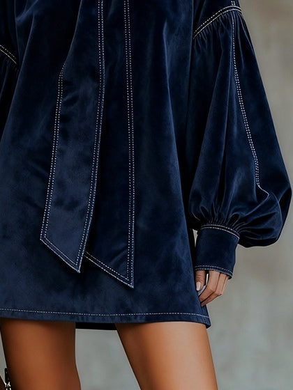 Inés | Vestido corto de terciopelo con lazo